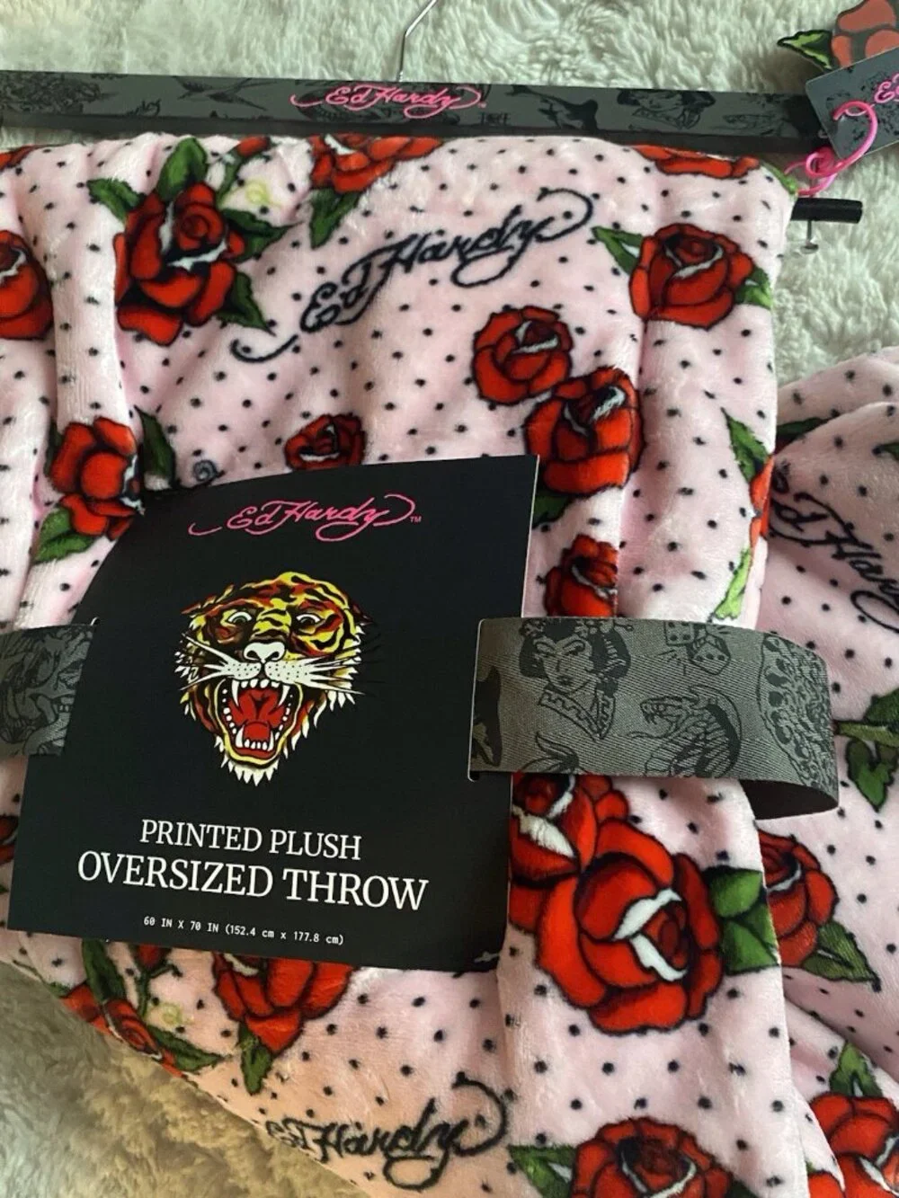 Ed Hardy Pink Plush Oversized Throw Blanket 60” X 70” Roses Polka Dots Tattoo